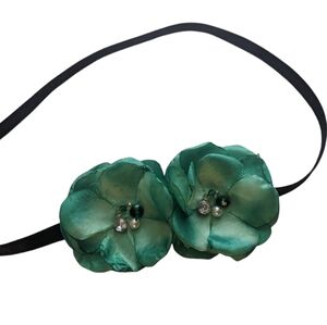 🌸 Green Rhinestone Flower Headband